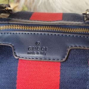 Beautiful pre-owned authentic Gucci bag